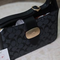 شنطة كوتش اليزا CO115