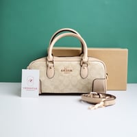 عشبي في بيج