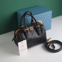 توري بورش مونوجرام ميني براييل T105