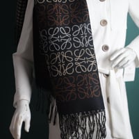 شال لويفيLO10