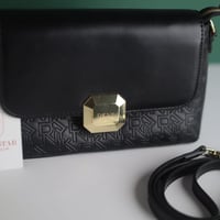 شنطة دكني نسائي D105