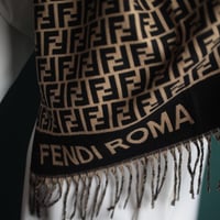 شال فندي F101