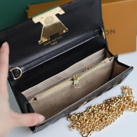 شنطة لويس فيتون LF123