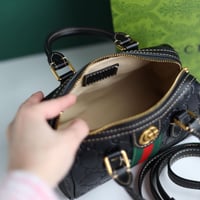 شنط قوتشي G251