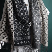 شال لويس فيتونLF102