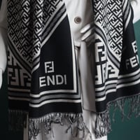 شالات فندي حرف