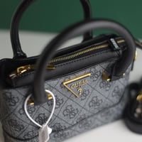 شنطة جيس جيمس لوقو ميني G117