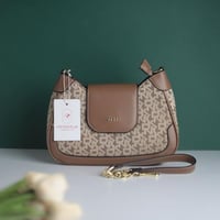 شنطة دكني نسائي D132