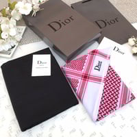 شماغ وثوب ديور