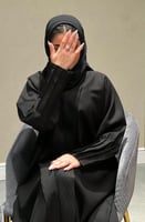 عباية سوداء لمار كم كسرات