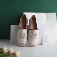 شوزات لويفي LOE10