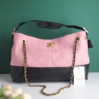 شنطة شانيل سمول هوبو C147