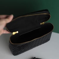 شنطة بانج بانج بوتيغا BT107