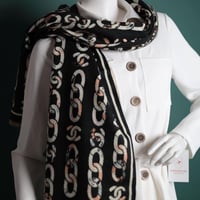 شال شانيل C10