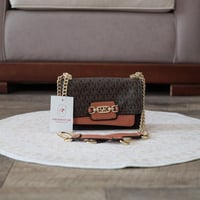 مايكل كورس لوقو كروس M116