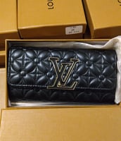 شنطة لويس فيتون كابوسينس LF123