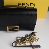 شنطة فندي نسائي F112