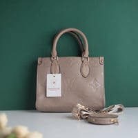 لويس فيتون LF180