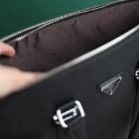 شنطة برادا لابتوب B110