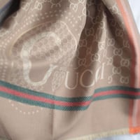 شال قوتشي G107