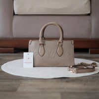 شنطة لويس فيتون اون ذا جو صغير LF107