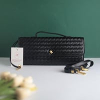 شنطة بوتيغا أنديامو كلتش BT101