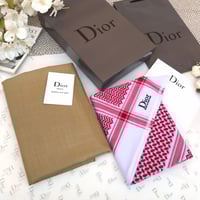 شماغ وثوب ديور