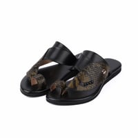 حذاء نسائي مودرن PRO متعدد النقشات