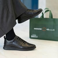 حذاء (DAILY) مودرن بتصميم فاخر باللون الأسود