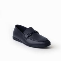 حذاء (DAILY) عملي بجلد فاخر باللون الكحلي