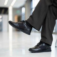 حذاء (DAILY) مودرن بتصميم فاخر باللون الأسود