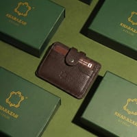 محفظة مودرن باللون البني