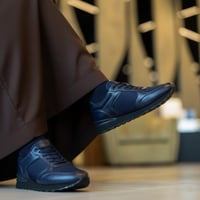 حذاء (DAILY) مودرن بتصميم فاخر باللون الكحلي