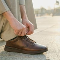 حذاء (DAILY) مودرن بتصميم فاخر باللون البني