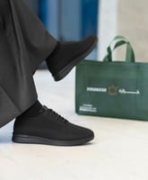 حذاء (DAILY) كاجول عصري بتصميم عملي باللون الأسود