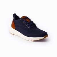 حذاء (DAILY) كاجول عصري بتصميم فاخر باللون الكحلي