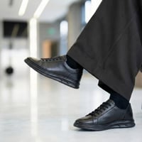 حذاء (DAILY) Sneakers جلد بقر طبيعي باللون الأسود