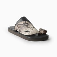 حذاء سعودي مودرن باللون الرصاصي 8th Collection