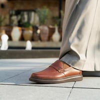 حذاء (DAILY) Comfort جلد بقر طبيعي باللون الجملي