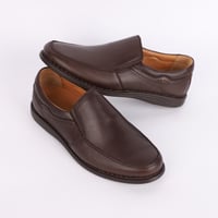 حذاء (DAILY) Dress سادة جلد بقر طبيعي باللون البني