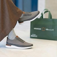 حذاء (DAILY) كاجول عصري بتصميم عملي باللون الرمادي