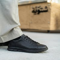 حذاء (DAILY) Sneakers جلد بقر طبيعي باللون الأسود