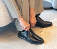 حذاء (CLASSIC) اكسفورد فاخر باللون الأسود