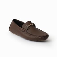 حذاء (DAILY) عملي بجلد فاخر اللون البني