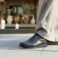 حذاء (DAILY) Dress سادة جلد بقر طبيعي باللون الكحل...