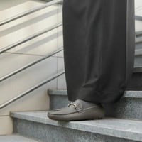 حذاء (DAILY) عملي بجلد فاخر اللون رمادي