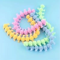 لعبة تفاعلية من المطاط للقطط بتصميم دودة