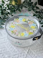 علبه إسطوانية عيد مبارك