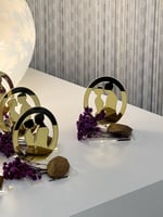 توزيعات استاند عرسان بكسرة عود و ورد مجفف