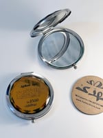 توزيعات مرايا بحفر ليزر